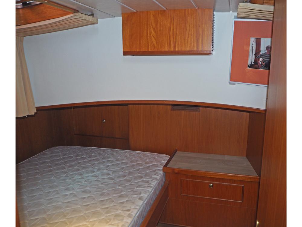 Aft cabin, Accommodation